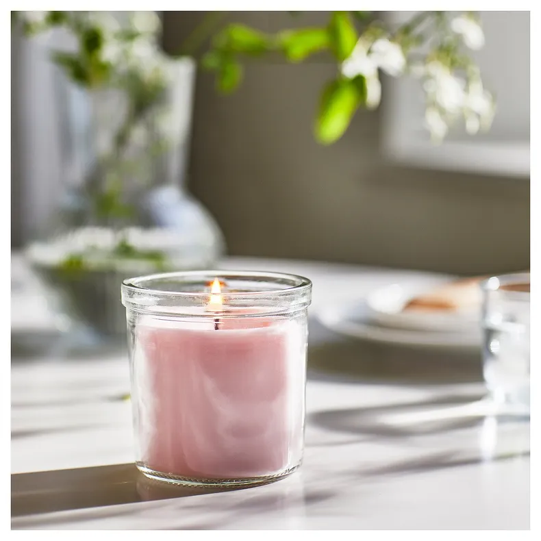 IKEA LUGNARE ЛУГНАРЕ, ароматизована свічка у склянці, жасмин / рожевий, 40 Години 305.023.83 фото №3