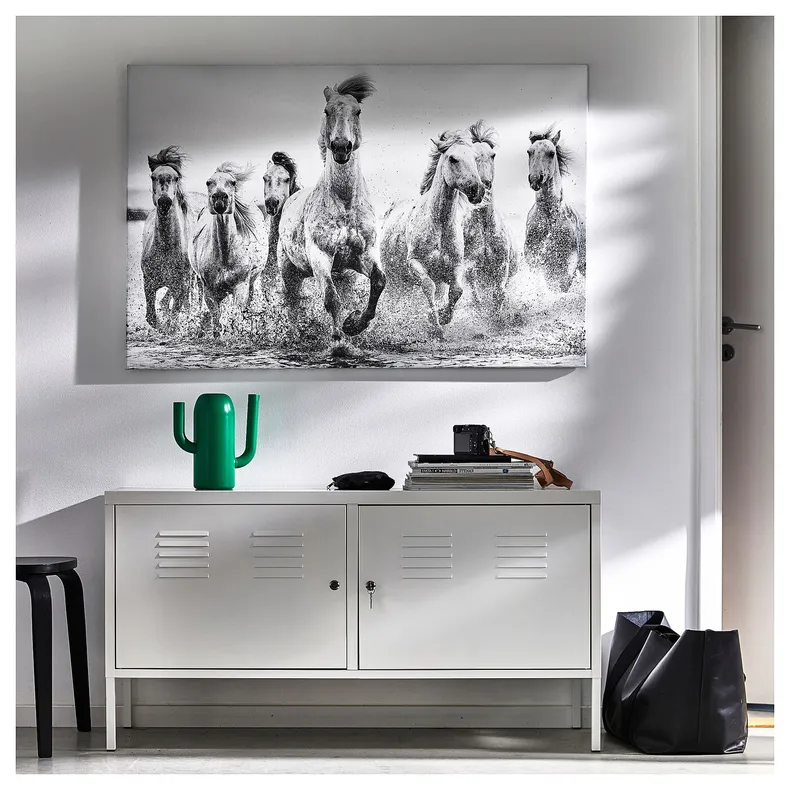 IKEA BJÖRKSTA БЬЙОРКСТА, картина з рамкою, коні на воді / срібло, 118x78 см 595.089.02 фото №8