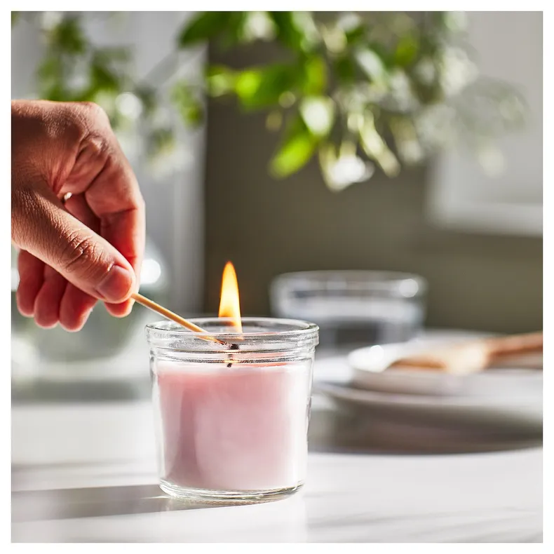 IKEA LUGNARE ЛУГНАРЕ, ароматическая свеча в стакане, жасмин / розовый, 20 часов. 005.021.05 фото №2