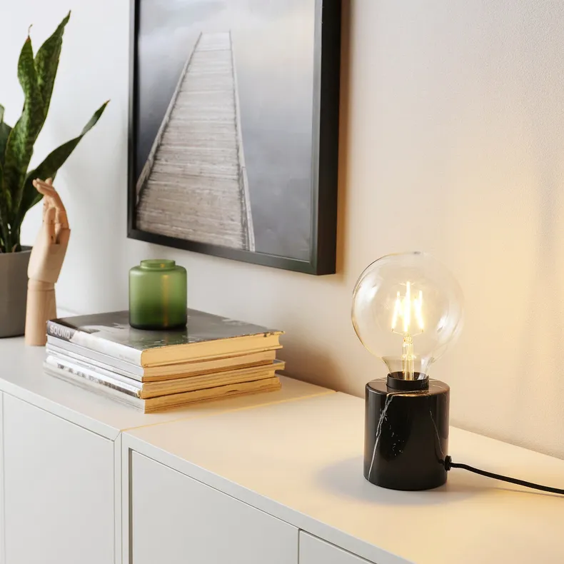 IKEA MARKFROST МАРКФРОСТ / LUNNOM ЛУННОМ, настольная лампа с лампочкой, черный мрамор / шарик 594.944.53 фото №2