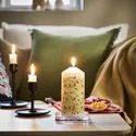 IKEA VINTERFINT, блок-свічка без запаху, візерунок хвої золотистого кольору, 14 см 205.771.66 фото thumb №2