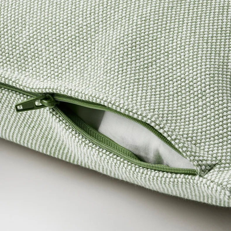 IKEA SANDTRAV САНДТРАВ, подушка, серо-зеленый / белый, 45x45 см 805.634.49 фото №3