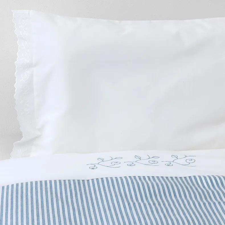 IKEA GULSPARV ГУЛЬСПАРВ, підковдра і 1 наволочка д/дитяч ліж, смугастий/синій, 110x125/35x55 см 104.270.64 фото №6