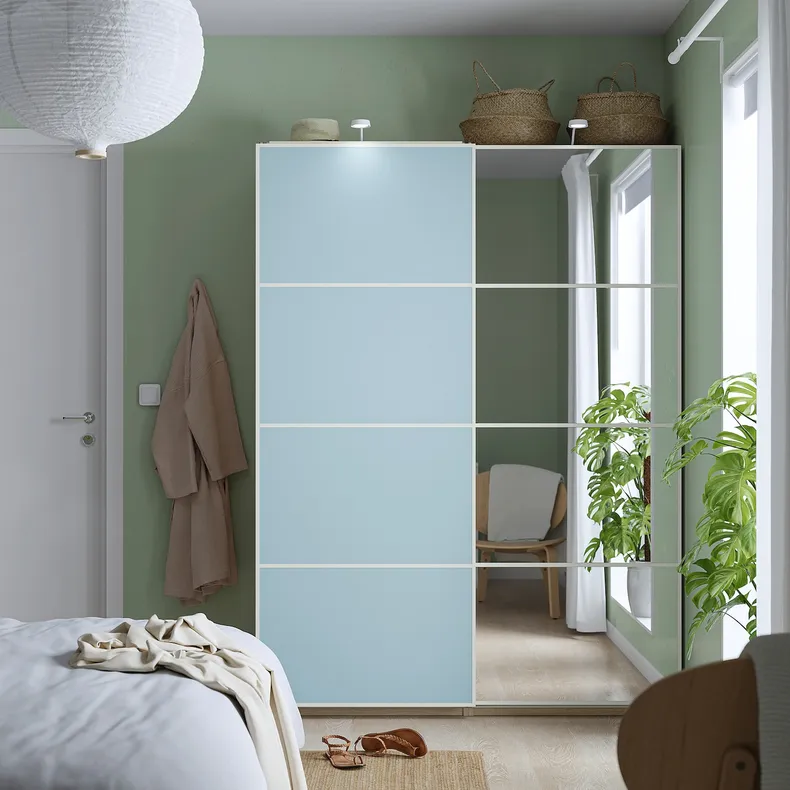 IKEA MEHAMN / AULI МЕХАМН / АУЛИ, пара раздвижных дверей, алюминий 2стр / светло-голубое зеркало, 200x201 см 595.521.84 фото №2