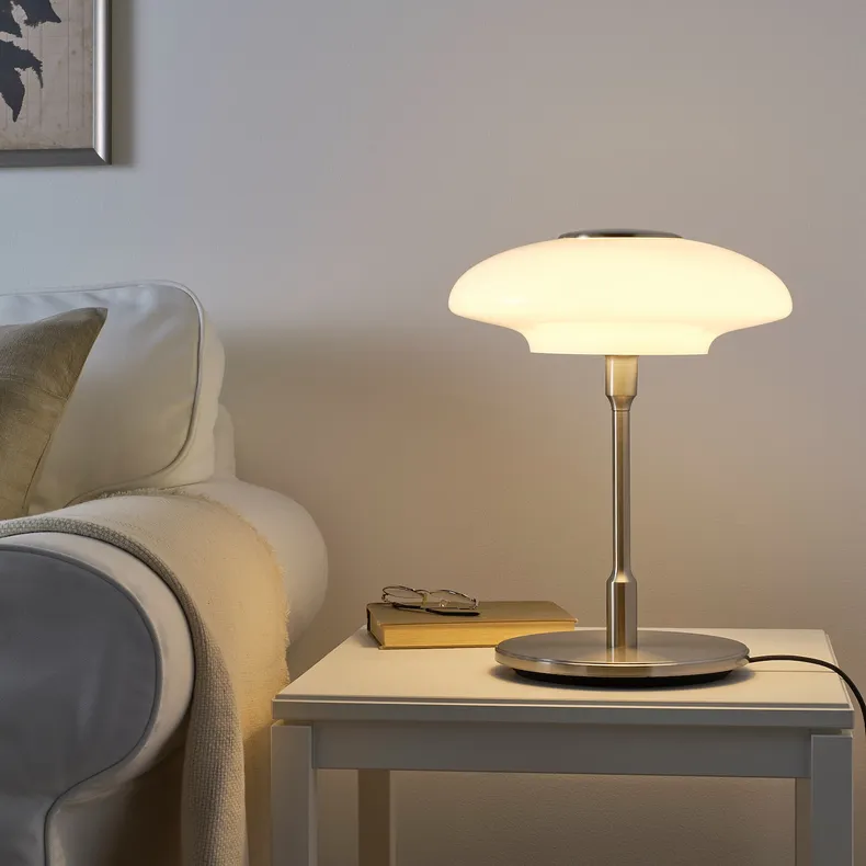 IKEA TÄLLBYN ТЭЛЛЬБЮН, лампа настольная, никель / опаловое белое стекло, 40 см 004.308.11 фото №6