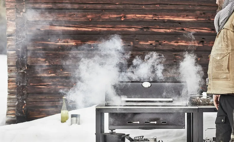 IKEA GRILLSKÄR ГРІЛЛЬШЕР, вугільний гриль, чорна/нержавіюча сталь зовнішня, 86x61 см 304.714.47 фото №3