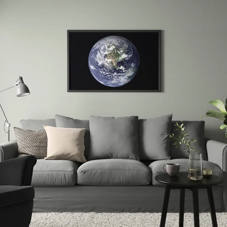IKEA BJÖRKSTA БЬЁРКСТА, картина с рамой, планета земля/черный, 118x78 см 795.611.68 фото №3