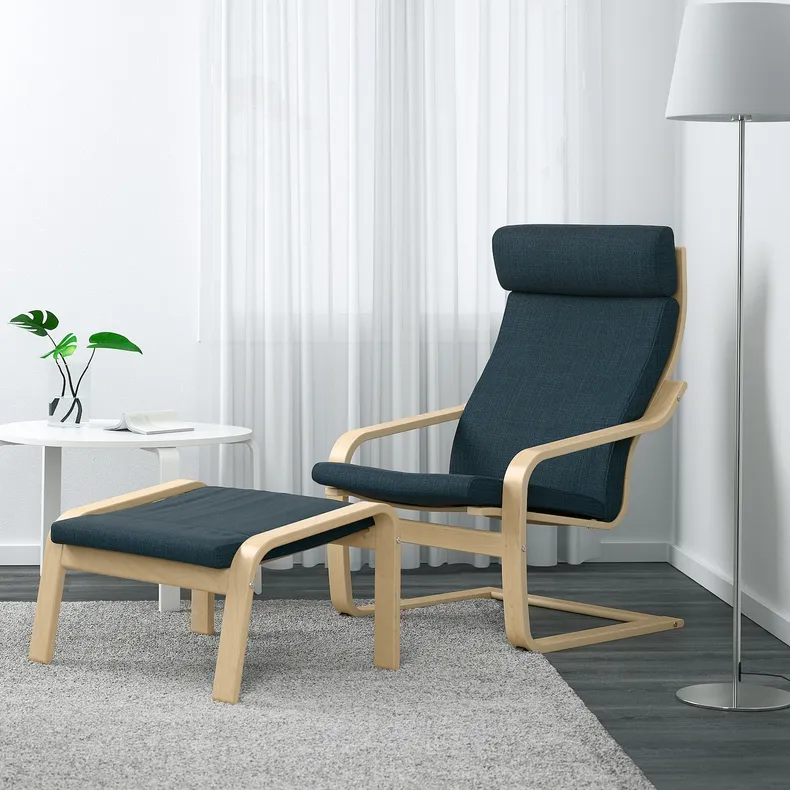 IKEA POÄNG ПОЕНГ, крісло та підставка для ніг, березовий шпон / ХІЛЛАРЕД темно-синій 294.842.76 фото №2
